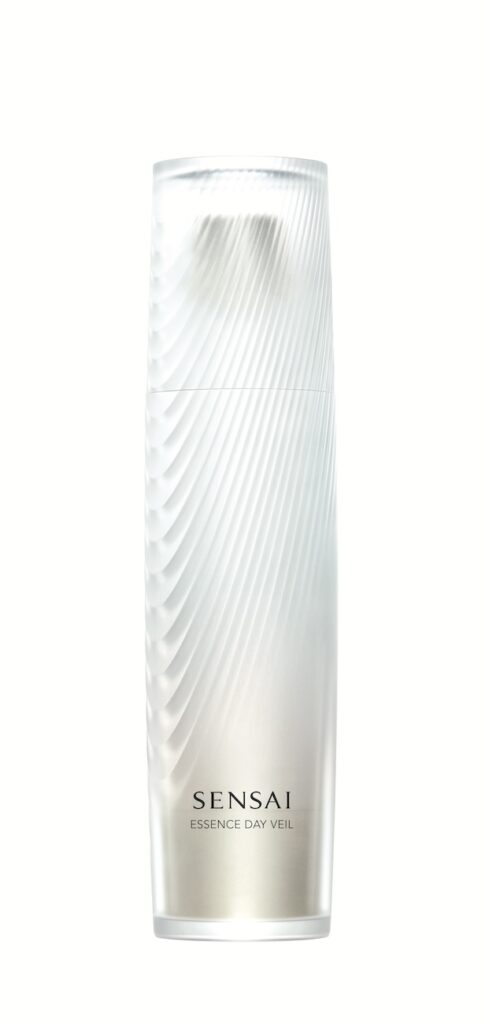 ESSENCE DAY VEIL 485x1024 1