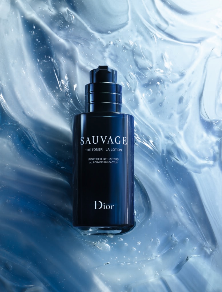 F882 SAUVAGE MENCARE 24 P07F TONER TEXTURE V06 L4 F39 777x1024 1