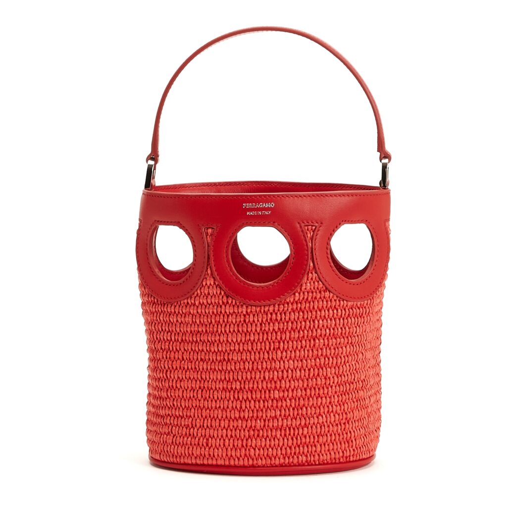 ©Ferragamo