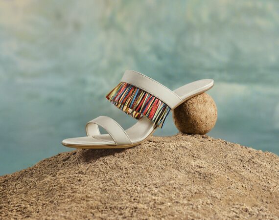 FERRAGAMO PRE FALL FG PF25 STILL LIFE HERO 250203 0272 V4 1080 1350 300DPI