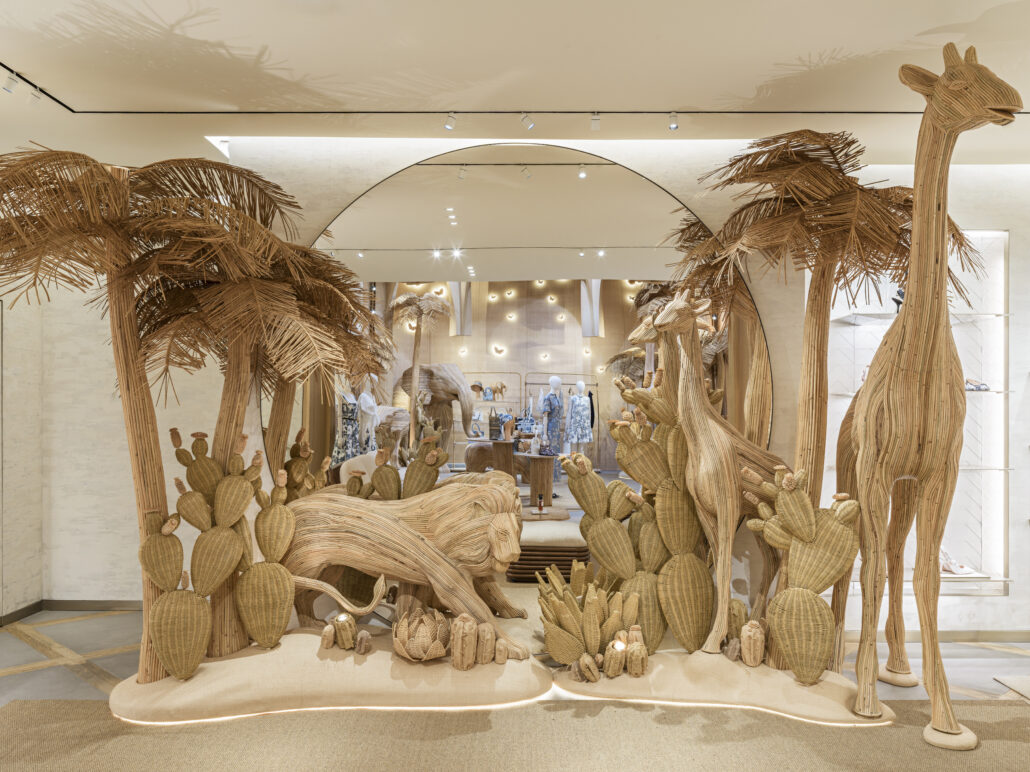 FR 127 CHAMPS ELYSEES © KRISTEN PELOU 1