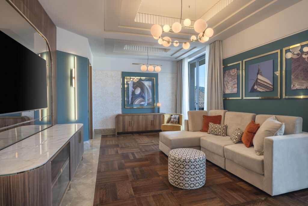 Hilton Turin Centre Presidential Suite living room 2 1024x683 1