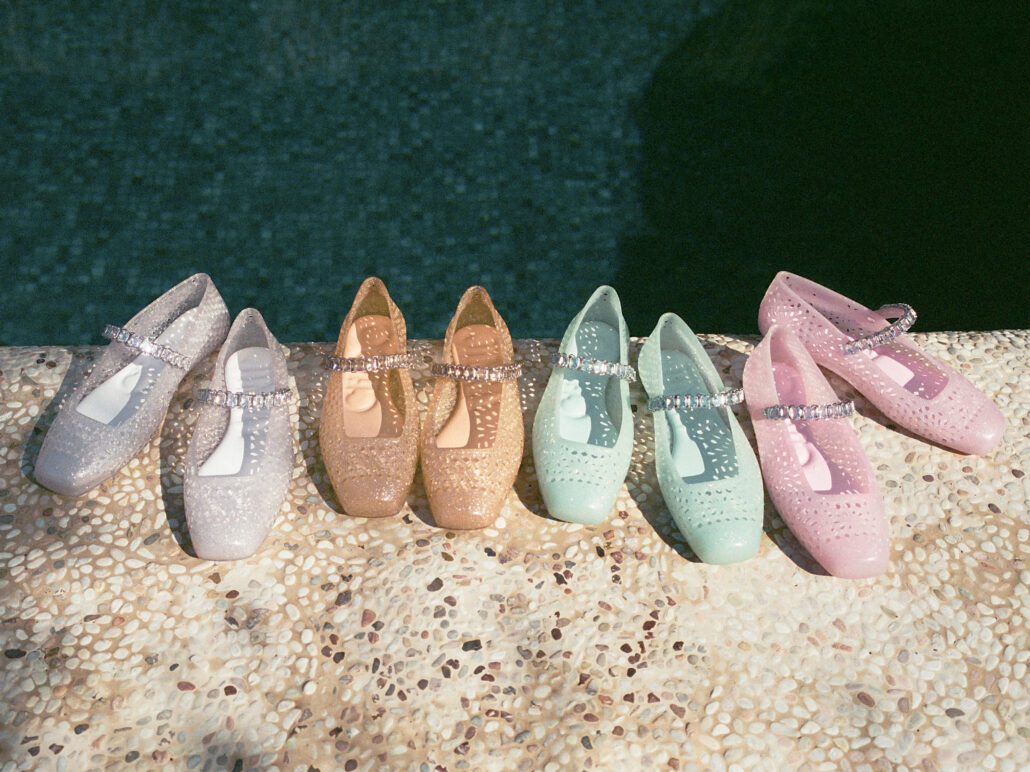 JELLIES 25 GROUP SHOT A 4x3