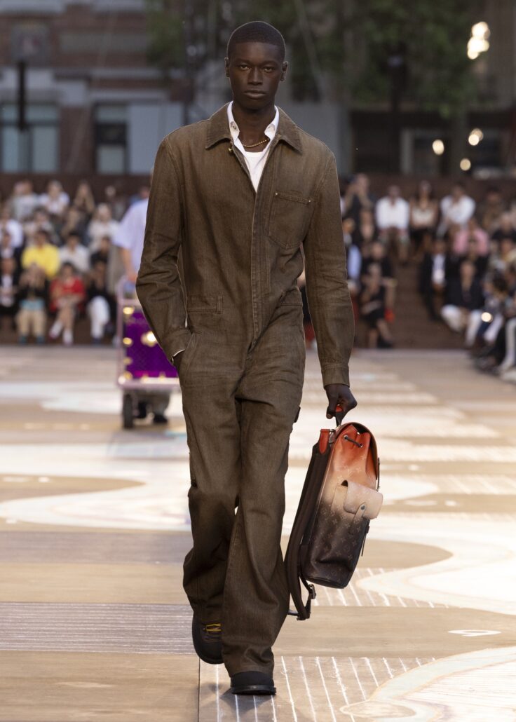 LOUIS VUITTON MENrsquoS SPRING SUMMER 2026 SHOW LOOK 26