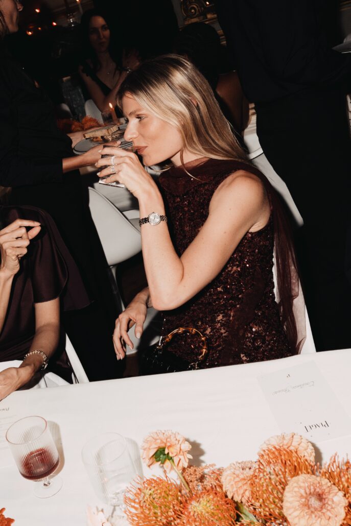 PIAGET SIXTIE DINNER PARIS F1120112