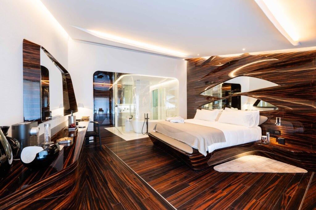 ROMEO Roma Premier room c Small Luxury Hotels of the World 1 1024x683 1