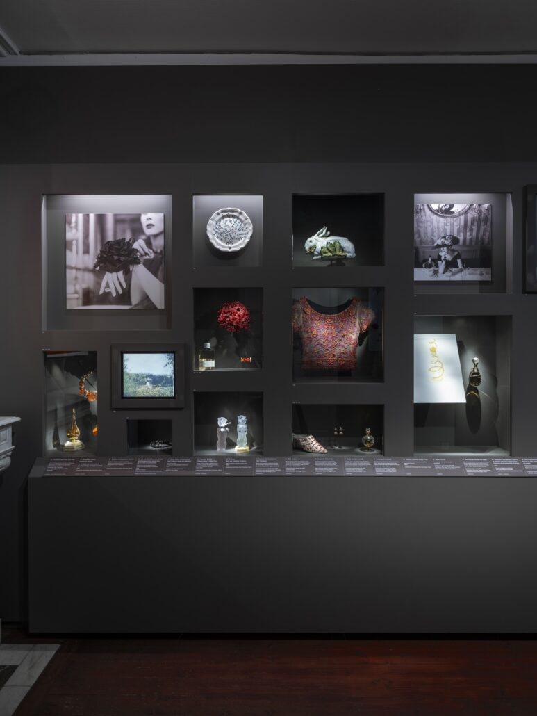 SCENOGRAPHY © RAPHAEL DAUTIGNY 18