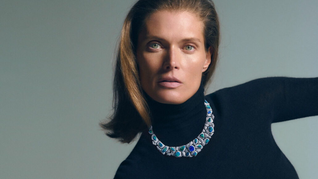 SHAPES OF EXTRALEGANZA G37T4700 G34Q5000 16X9