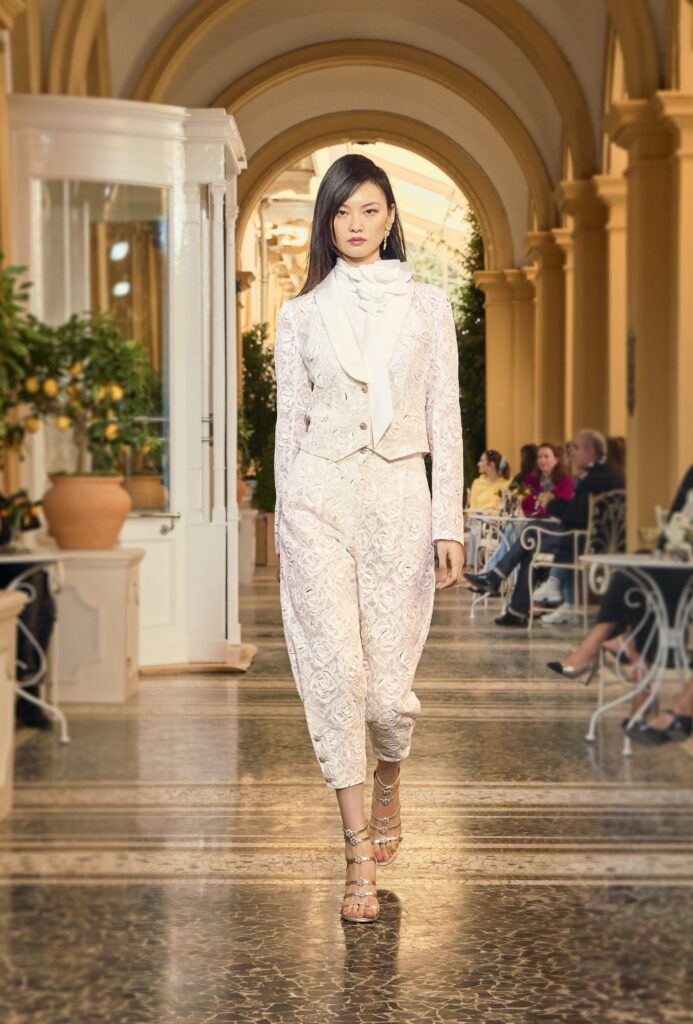 chanel cruise 2025 26 collection look 22 LD 693x1024 1