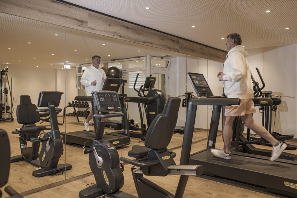 fitnessraum c mood photography my mayr med resort 1024x683 1