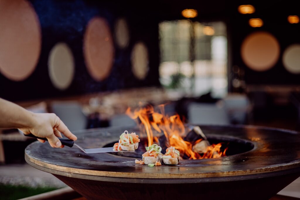 koestliche haeppchen direkt vom feuerstein c karin bergmann ratscher landhaus 1024x683 1