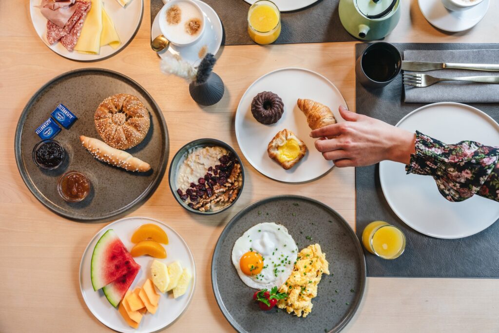 koestliches fruehstueck hotel arpuria 1024x683 1