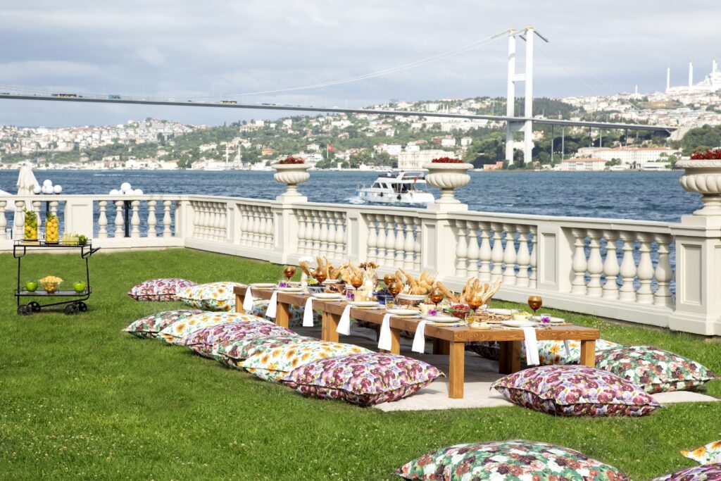 1. Ciragan Palace Kempinski Istanbul Picnic Bosphorus View 1024x683 1