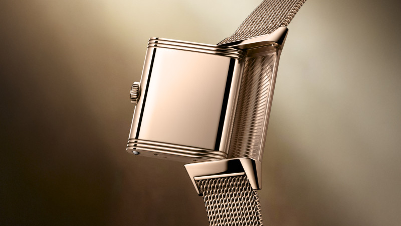 800 2025 q713216j reverso trib ss milanaise closeup2 adobe98 16 9