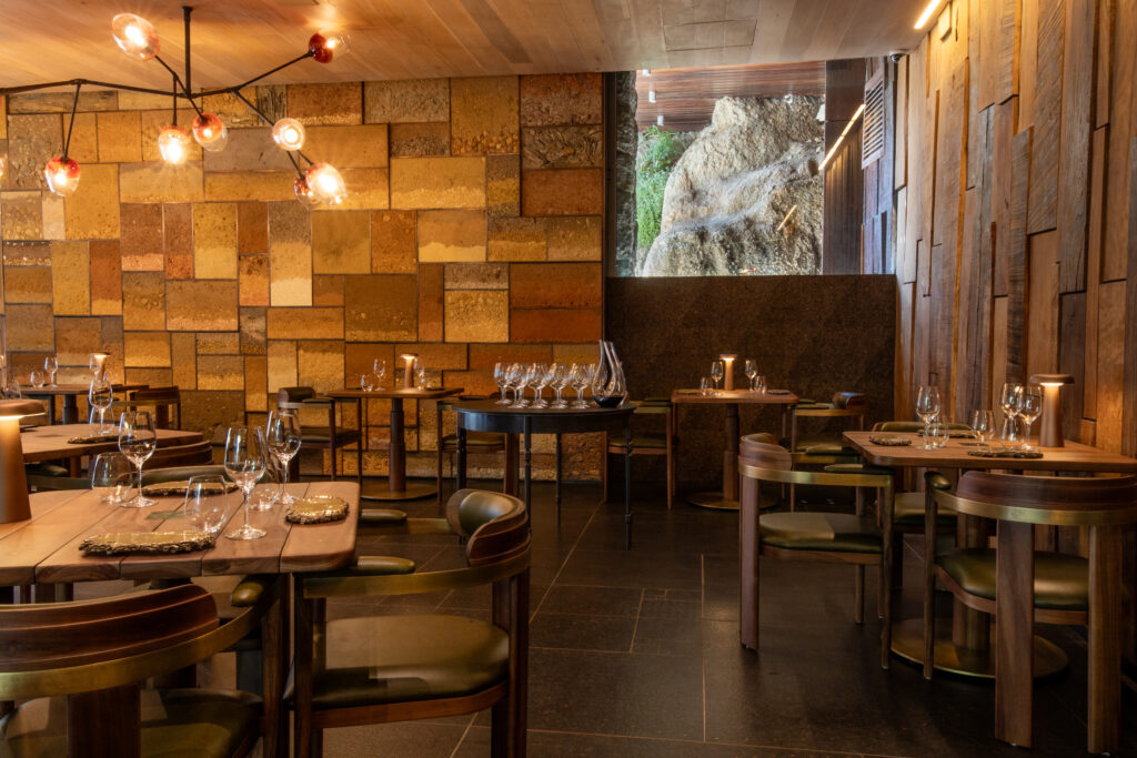 Ellerman House Curate Restaurant Design Tables 1024x683 1