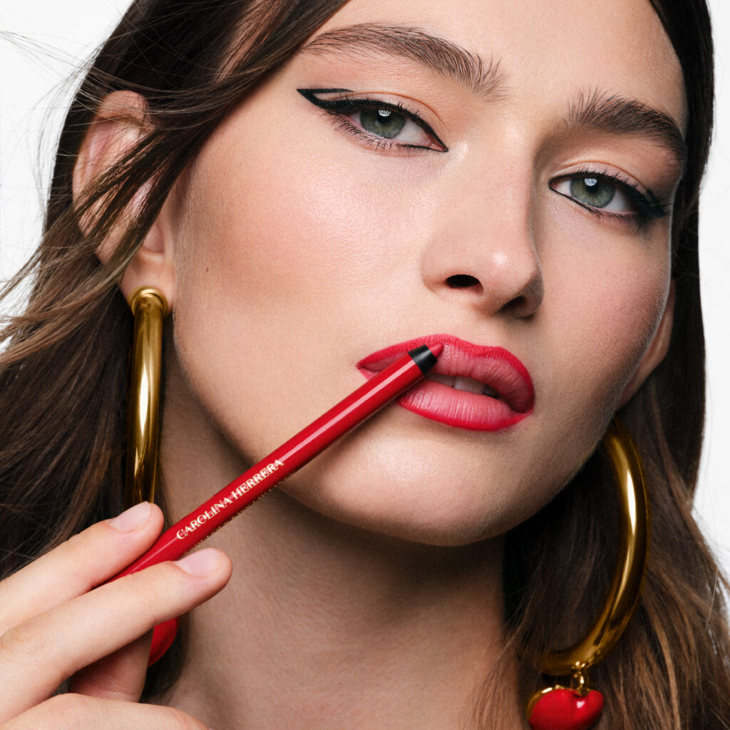 Herrera Beauty Fabulous Kiss Lip Liner 2 1024x1024 1