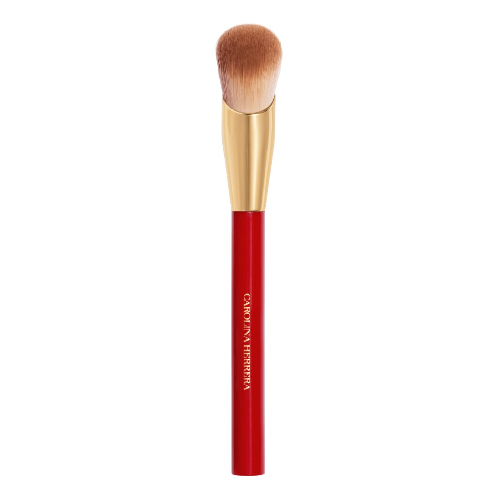 Herrera Beauty Foundation Face Brush 4500EUR 1 1