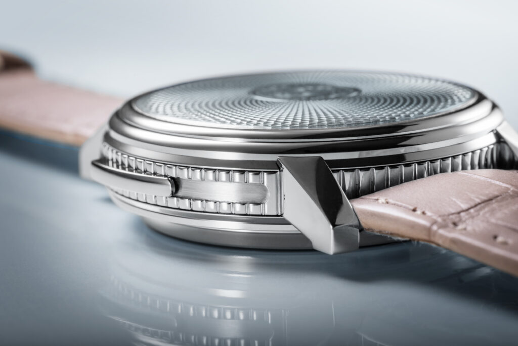 LA´ARMORIALE RPTITION MYSTRIEUSE Midnight Fjordbouton 1024x683 1