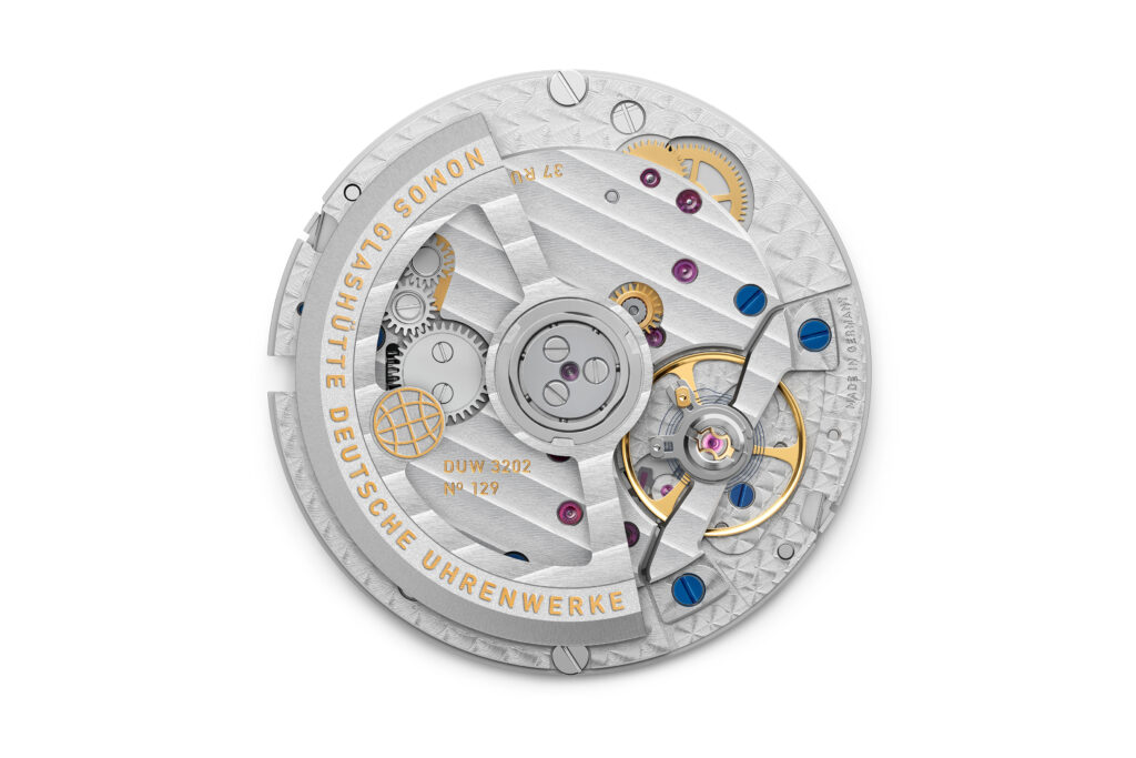 NOMOSGlashuette DUW 3202 3543x2362px 1024x683 1