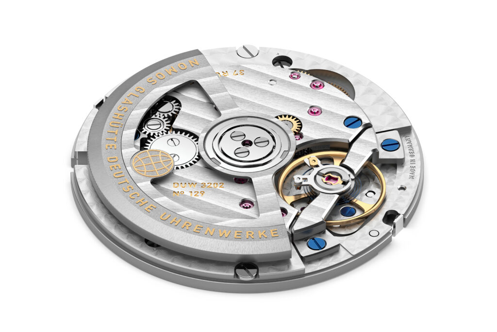 NOMOSGlashuette DUW 3202 a 3543x2362px 1024x683 1