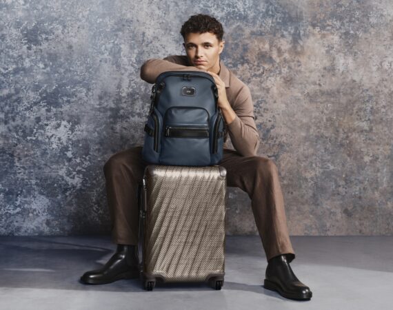 TUMI FW25Lando Alpha Bravo Navigation BackpackNavyCanvas Euro 580.00 19DegreeLiteIntlCO TitaGrey Euro 790.00