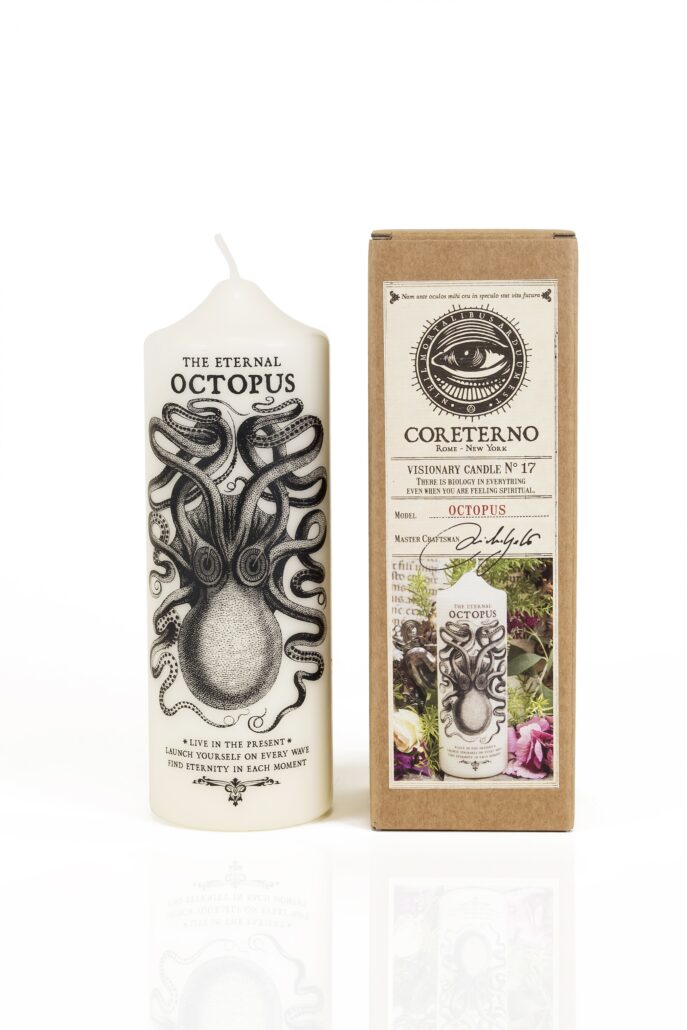 VC017 Coreterno Packshot Pillar Candle Octopus 02