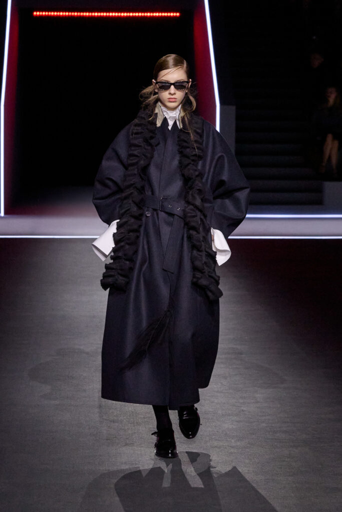 17 DIOR MODE FEMME FALL WINTER 2025 2026 LOOK 17 683x1024 1