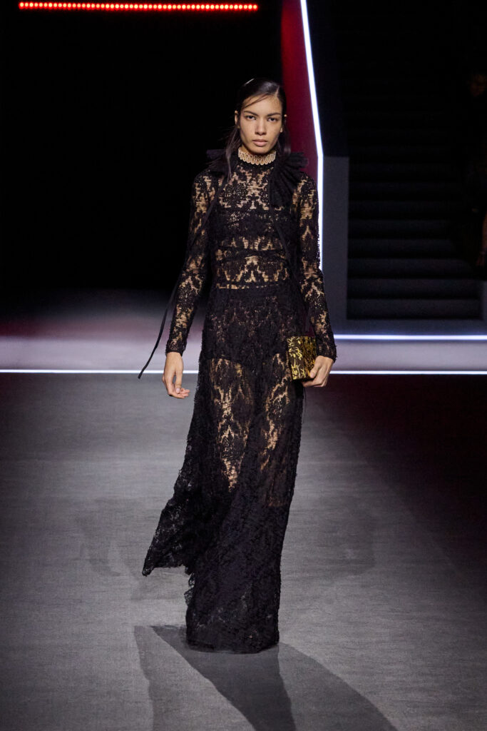 18 DIOR MODE FEMME FALL WINTER 2025 2026 LOOK 18 683x1024 1