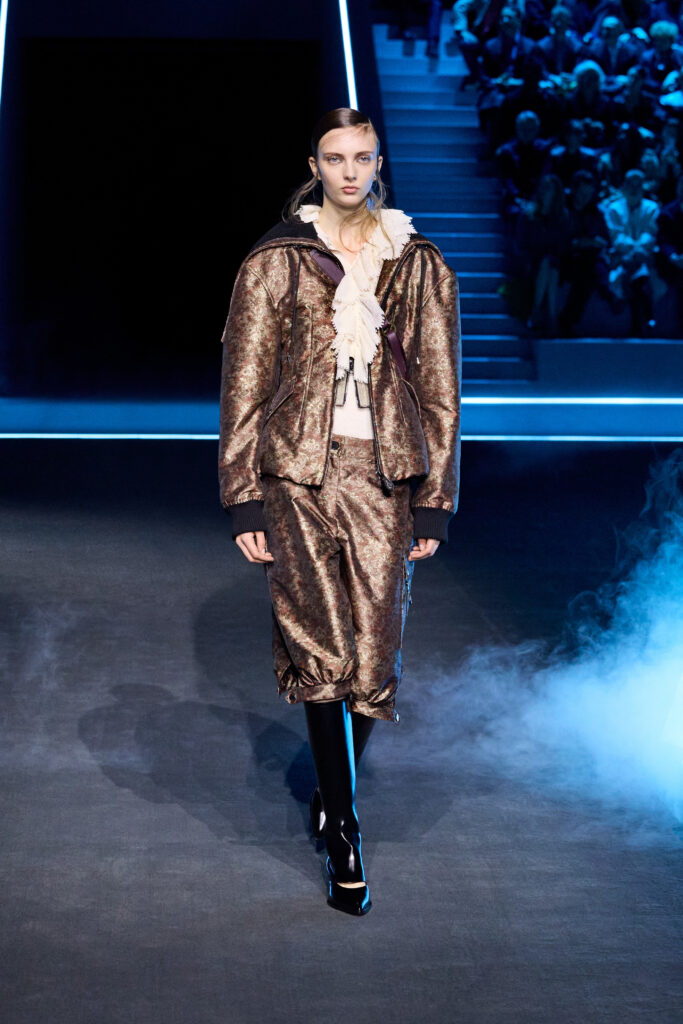 57 DIOR MODE FEMME FALL WINTER 2025 2026 LOOK 57 683x1024 1