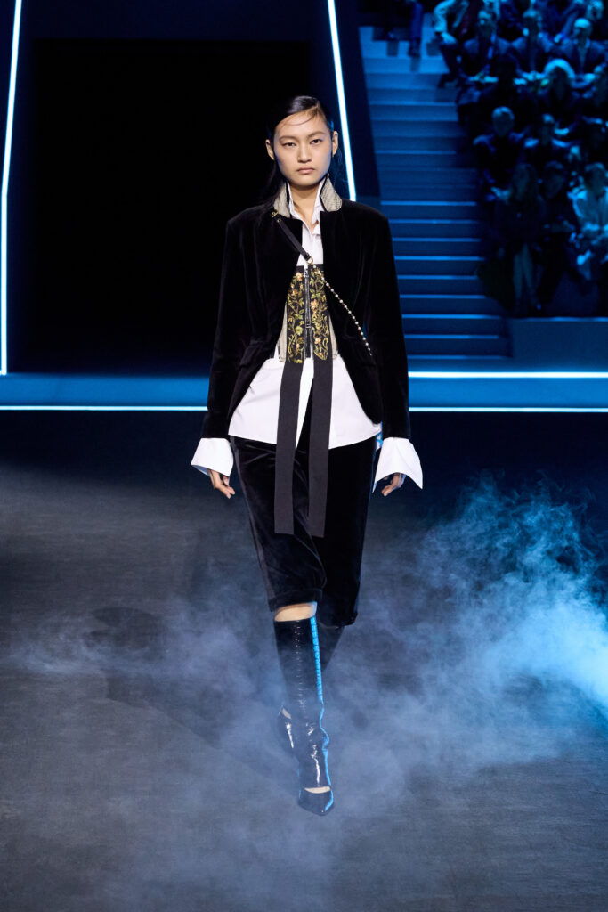 59 DIOR MODE FEMME FALL WINTER 2025 2026 LOOK 59 683x1024 1