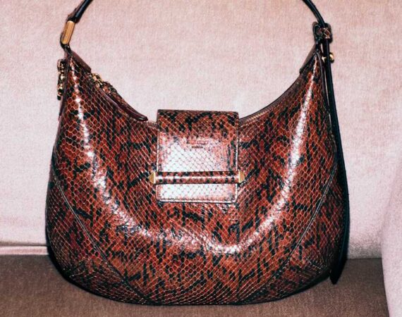 AUTUMN 25 BAR HOBO S SNAKE LEATHER 4x5 e1756714207866