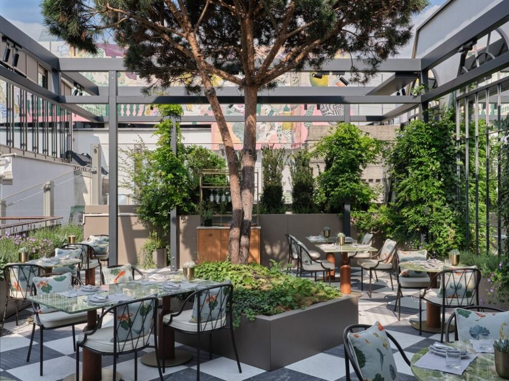 Neue Hoheit Secret Garden 2 1030x773 1 1024x768 1