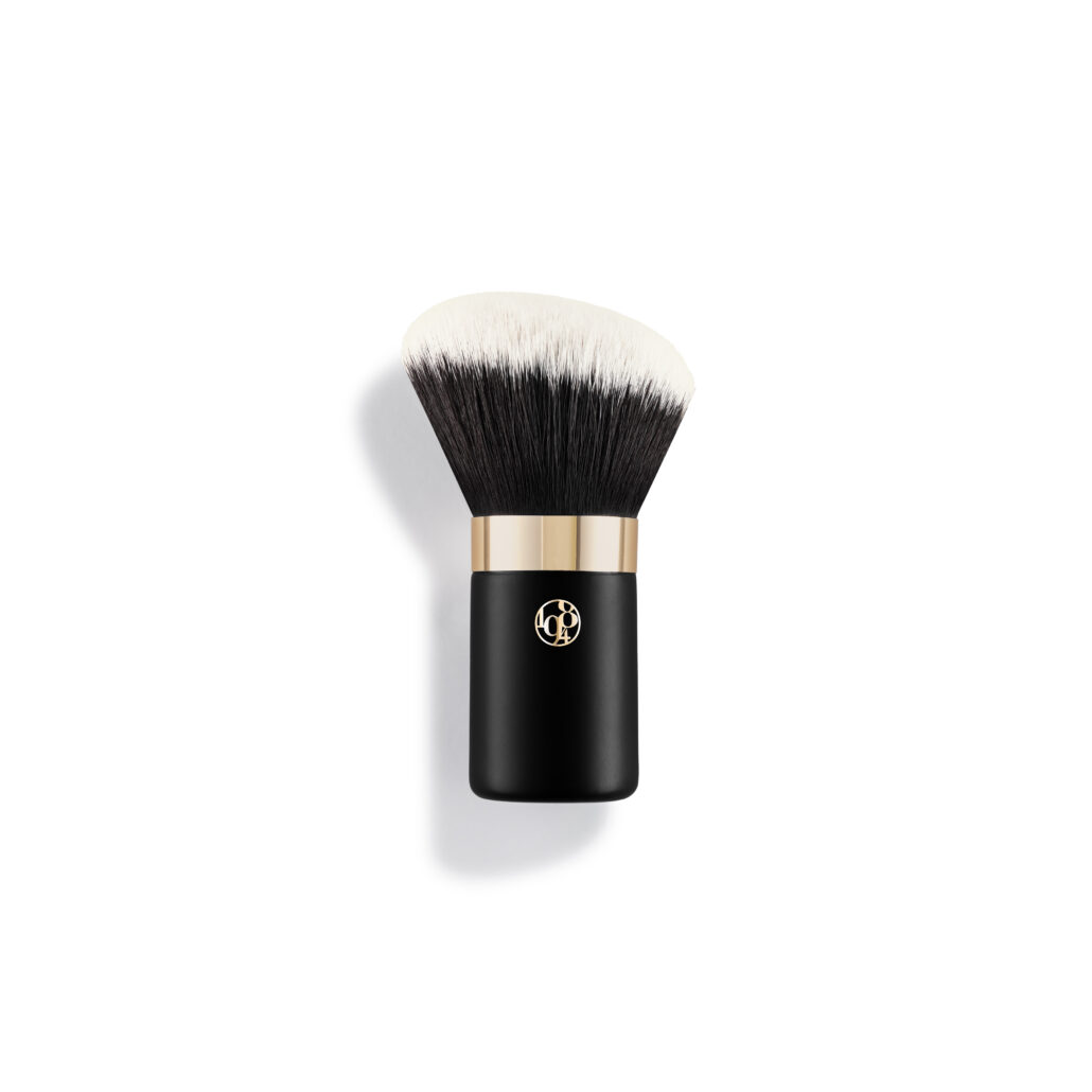 N°06 Kabuki Brush 4894819893573 1 JPEG HR