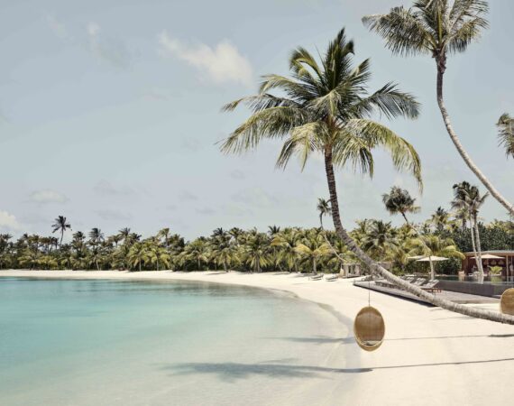 PATINA MALDIVES MAIN POOL 2773 03