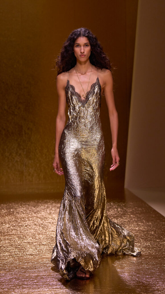 Roberto Cavalli LOOK 9X16 004