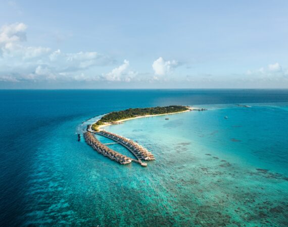 Sirru Fen Fushi Aerial of Island