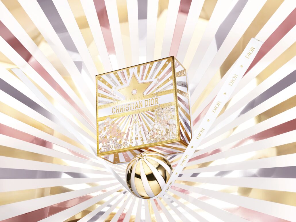 XMAS 25 P20T AOG BOX L4 RVB