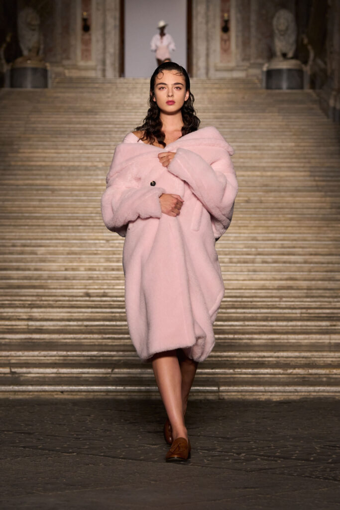 Max Mara resort S26 front looks 002 683x1024 1