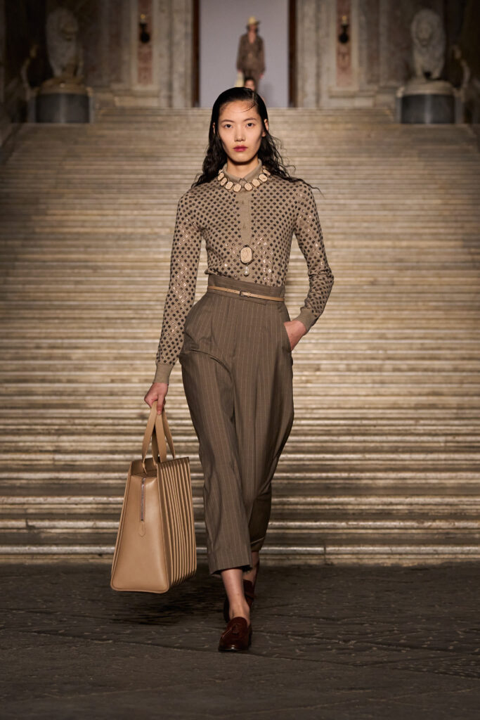 Max Mara resort S26 front looks 013 683x1024 1