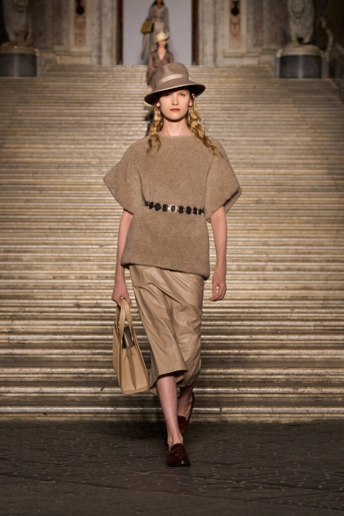 Max Mara resort S26 front looks 014 683x1024 1