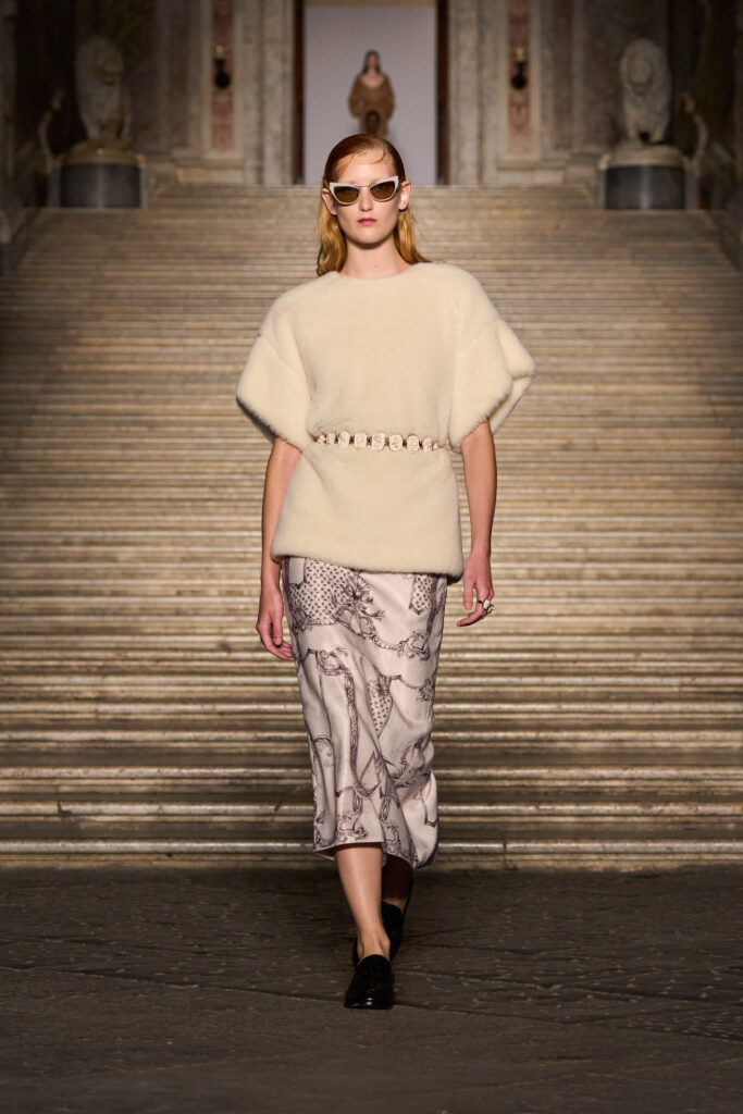 Max Mara resort S26 front looks 039 683x1024 1