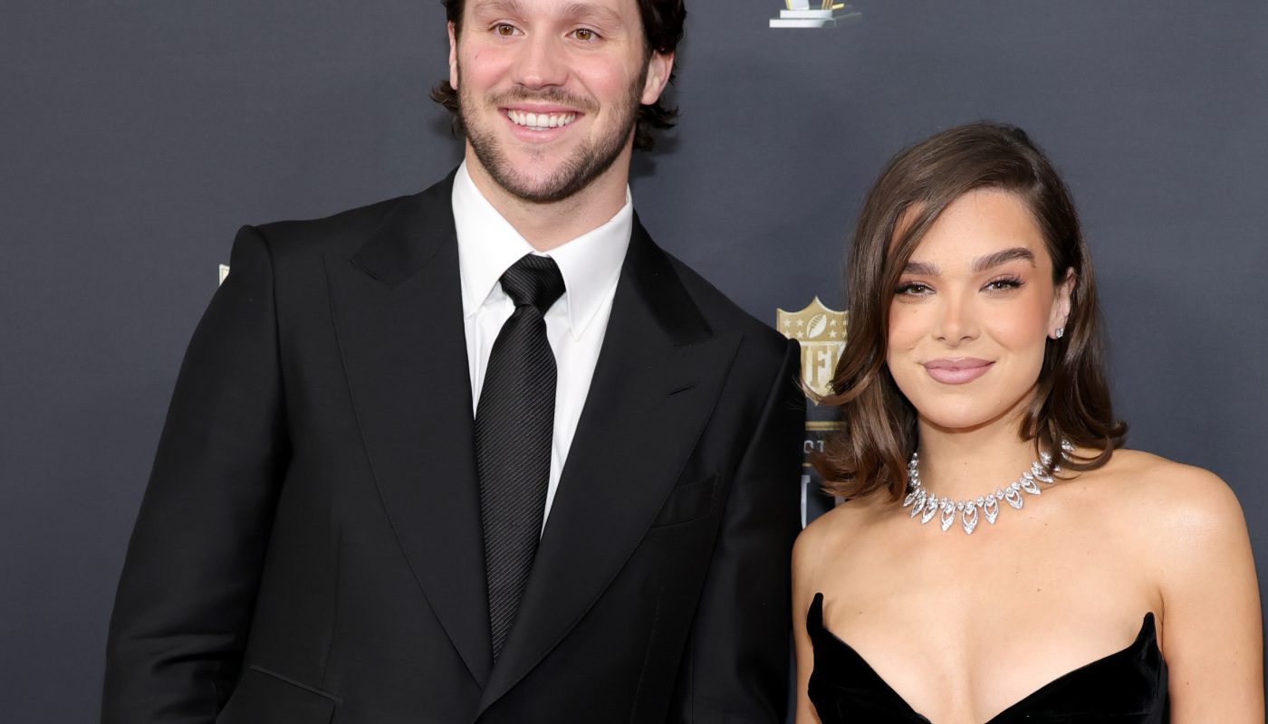 NEW ORLEANS, LOUISIANA - FEBRUARY 06: (L-R) Josh Allen and Hailee Steinfeld attend the 14th Annual NFL Honors at Saenger Theatre on February 06, 2025 in New Orleans, Louisiana.  (Photo by Michael Loccisano/Getty Images)