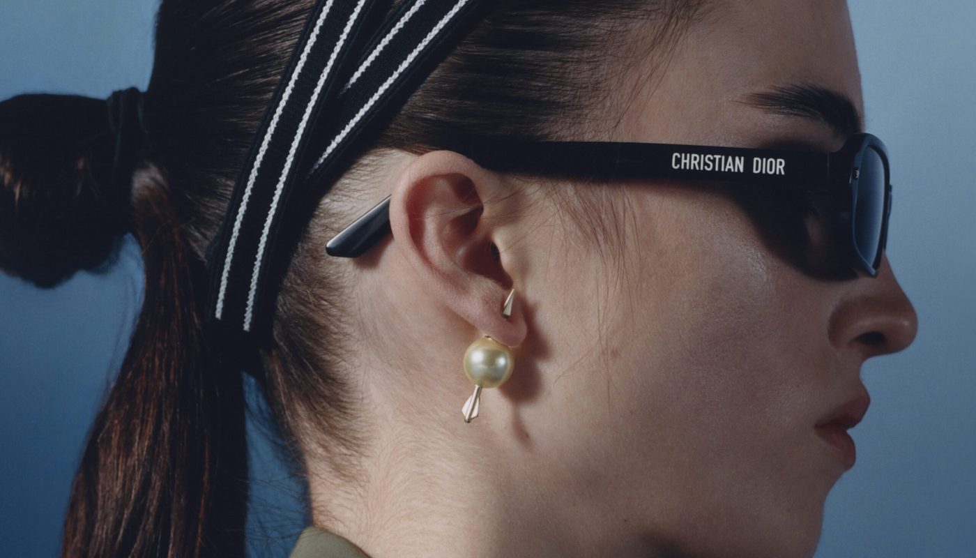 1 © ESTELLE HANANIA