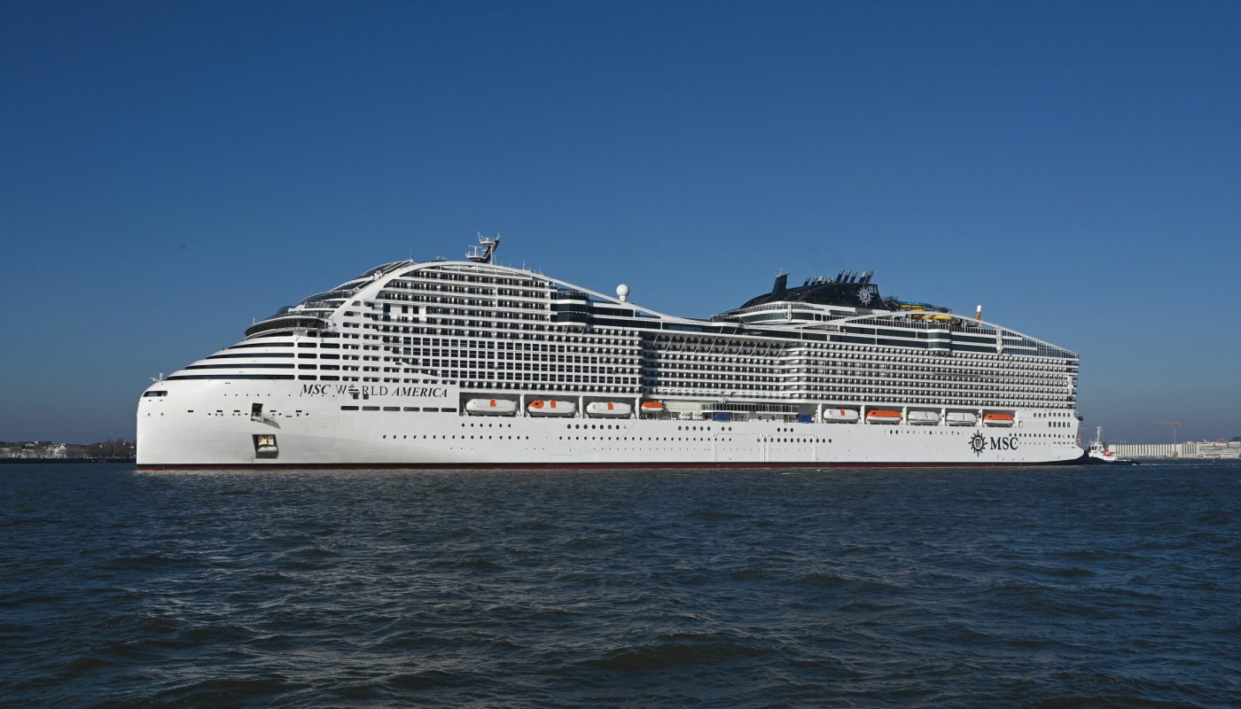 1.%20MSC%20World%20America%20%28Credit%20Chantiers%20de%20l%27Atlantique%29