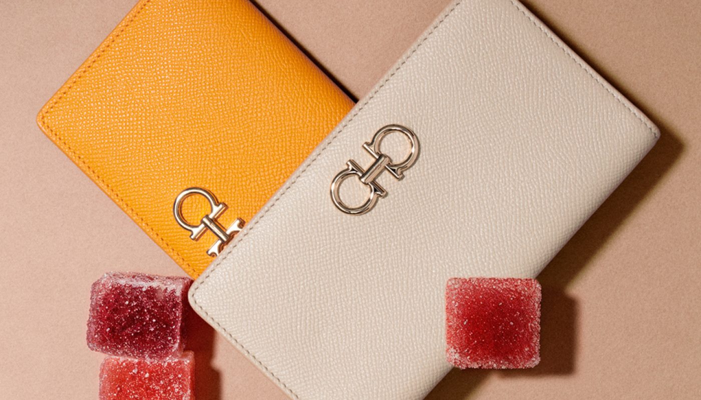 FERRAGAMO_09_caroussel4_wallet_2_sRVB_300DPI_1080x1350