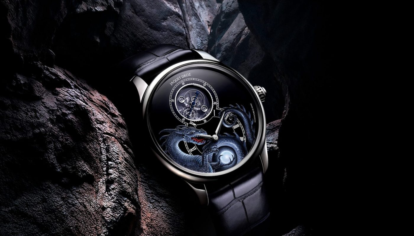 J0130340021 - TOURBILLON DRAGON WHITE GOLD - JOHN HOWE - AMBIANCE