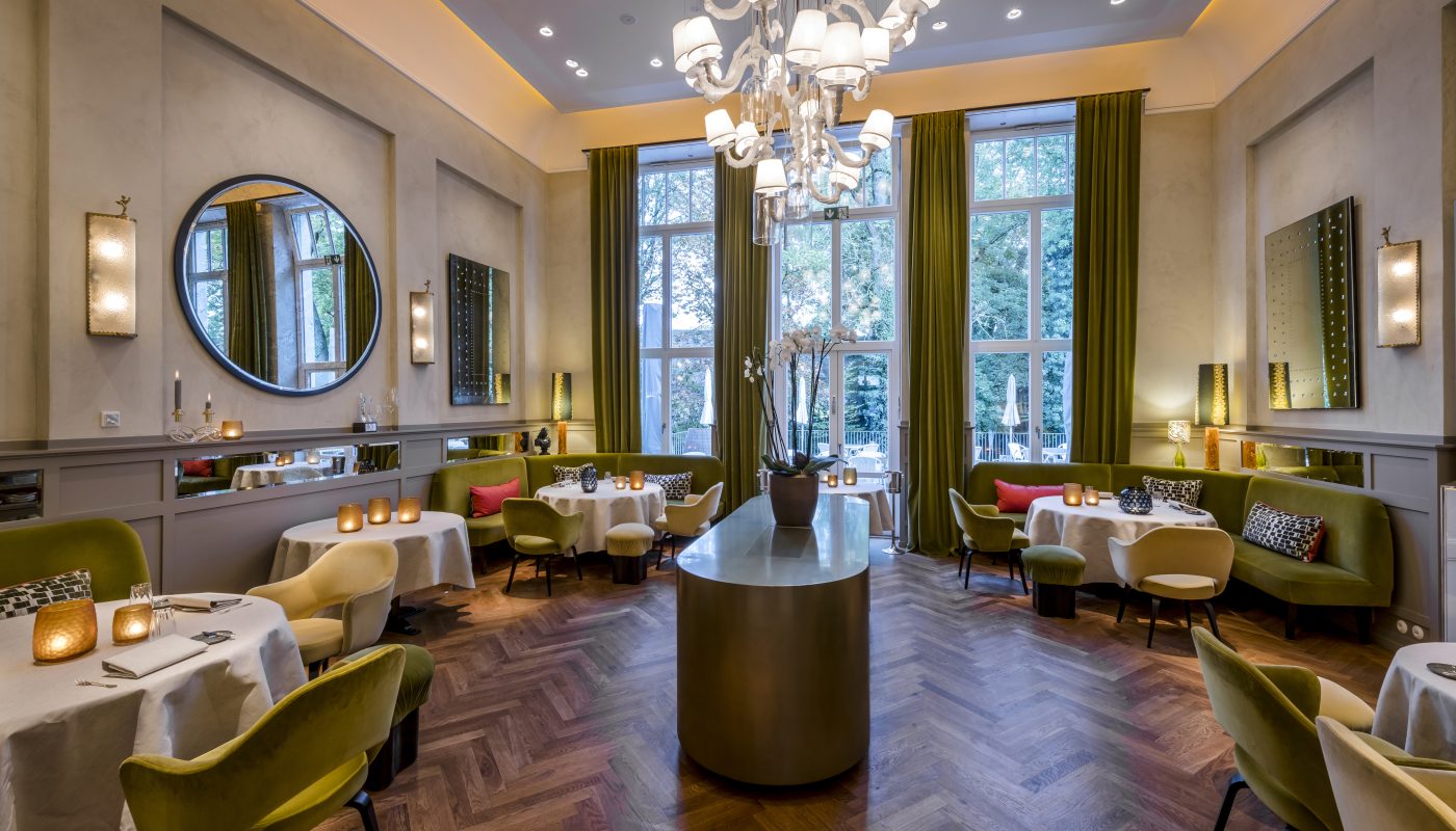 Das Foto darf ausschließlich für PR- und Marketingmaßnahmen des Hotel LA MAISON - Prälat-Subtil-Ring 22 - D-66740 Saarlouis räumlich und zeitlich unbegrenzt verwendet werden. Das Copyright verbleibt beim Bildautor Günter Standl (www.guenterstandl.de). Jegliche Nutzung Dritter ist mit dem Bildautor gesondert zu vereinbaren. Der Bildautor stellt das gelieferte Bildmaterial nicht von Rechten Dritter frei. Etwaige Ansprüche Dritter fallen in den Verantwortungsbereich des Bildnutzers.