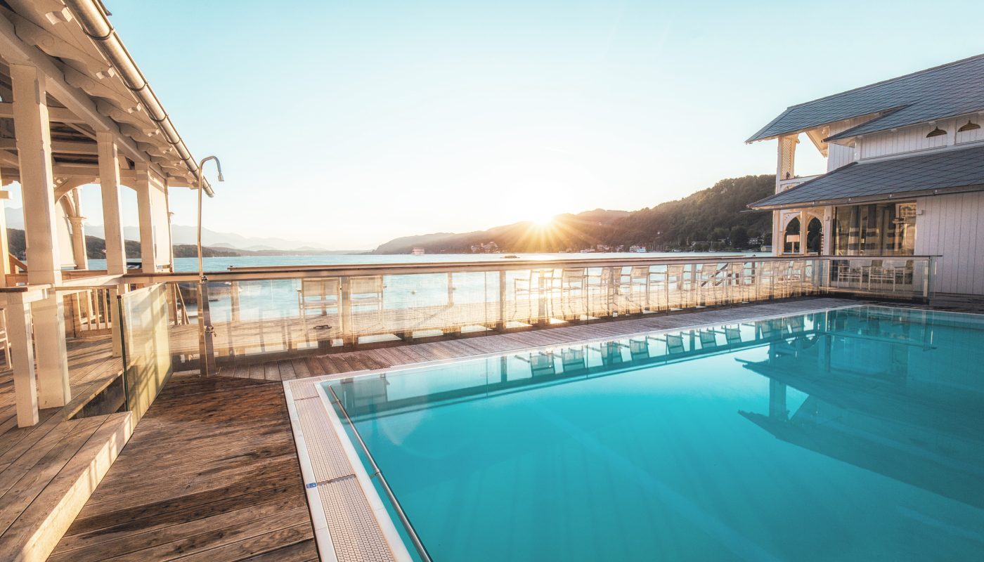 Werzers-Badehaus_Outdoorpool-cDaniel_Waschnig