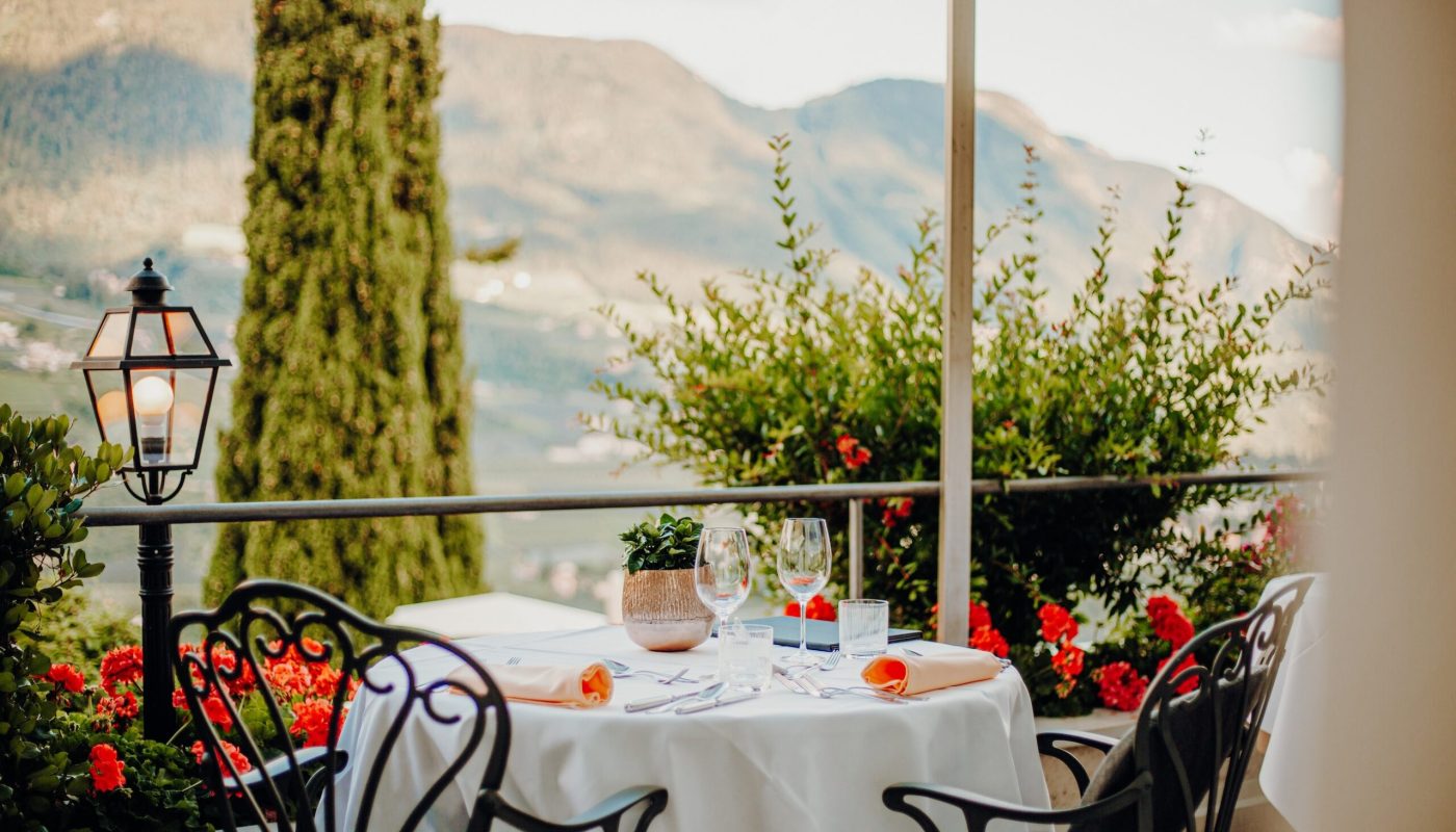 ein_aperitif_auf_der_terrasse_hotel_golserhof_2